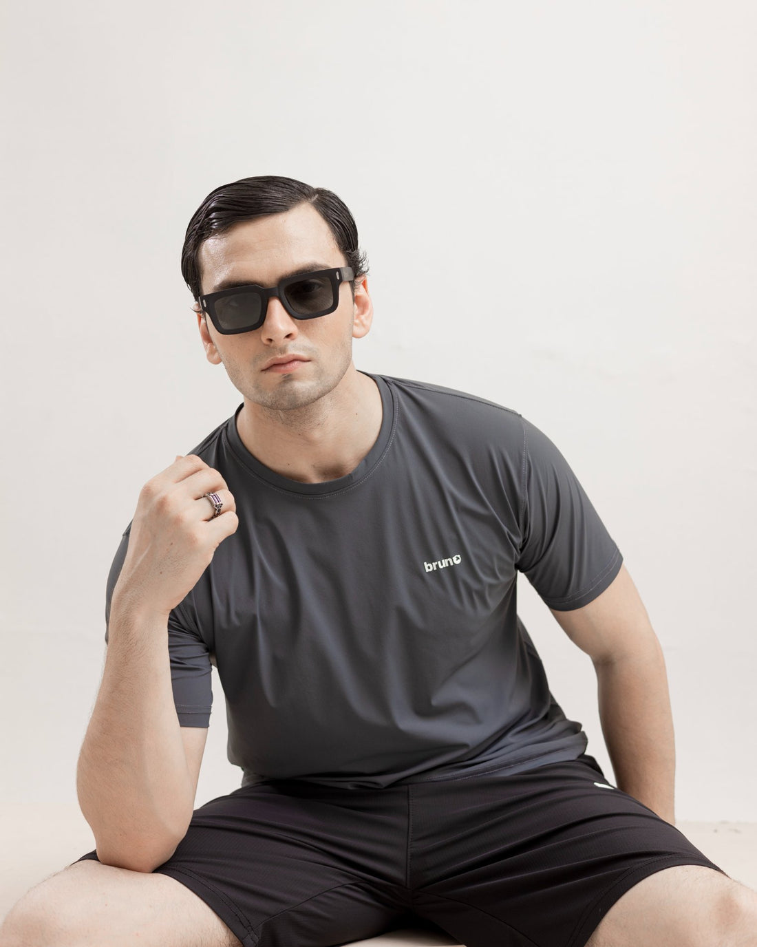 IMPORTED STRETCHFIT T-SHIRT GRAY